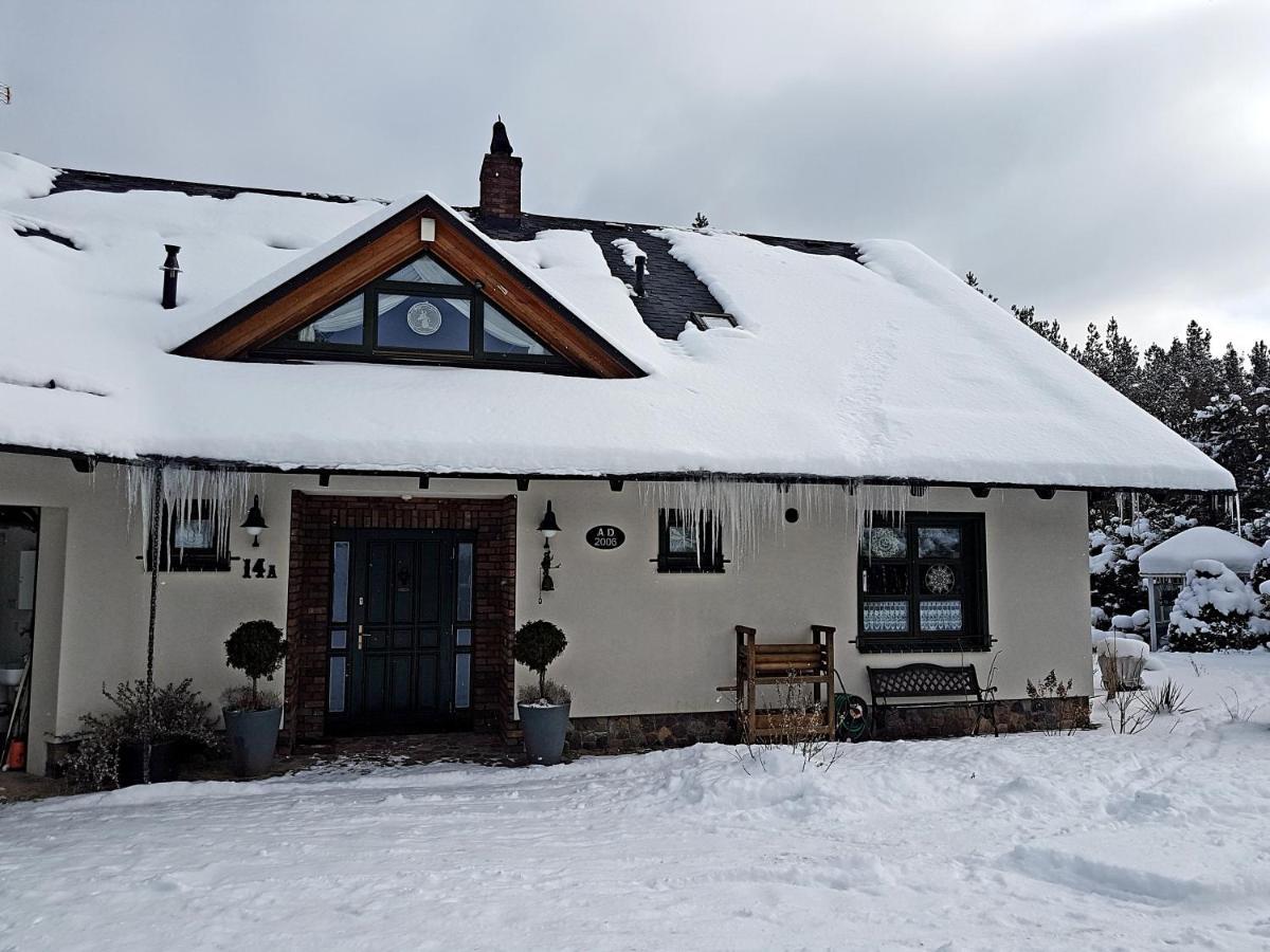 Domek Letniskowy Na Kaszubach Lub Apartament Z Kominkiem Puck Exteriör bild